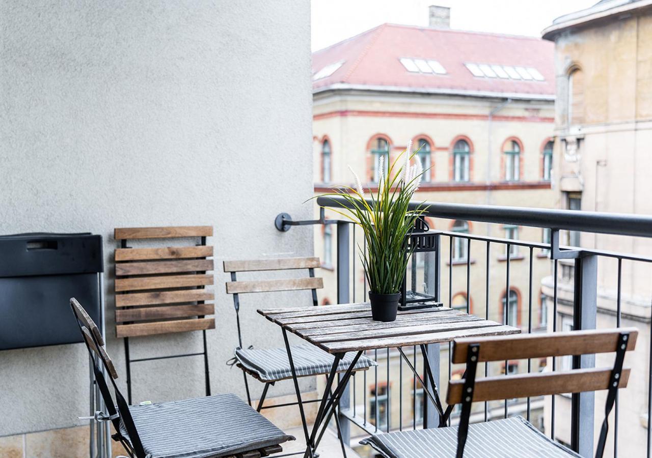 Free Parking - Downtown Location, Balcony & Nespresso Lägenhet Budapest Exteriör bild
